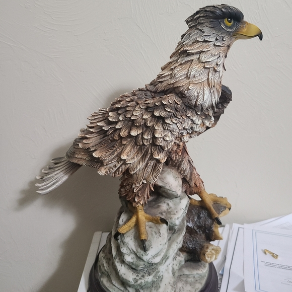 Sandals - Picture 3 of 4